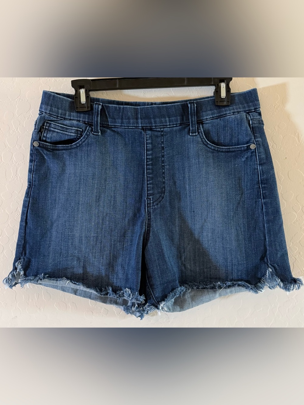 Judy Blue, XL, pull on, cut off Jean shorts